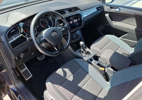 Volkswagen Touran cena 69900 przebieg: 227784, rok produkcji 2019 z Wrocław małe 781